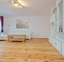 Provisionsfrei! Freiwerdende & freundliche 2-Zimmer-Wohnung im 1.Stock in charmantem Mehrfamilienhaus am Wöhrder See - Nürnberg