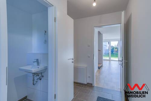 Eingangsbereich - 5 Zimmer Doppelhaushälfte in Zorneding