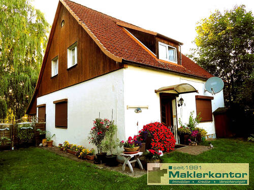 Sommeransicht EIngang Einliegerwohnung - 