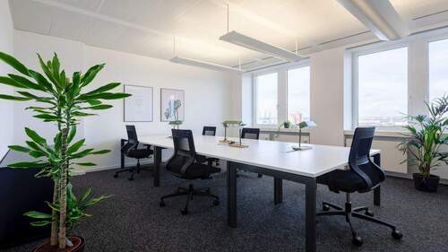 Büroraum mit 5 Arbeitsplätzen - Büro in Offenbach am Main