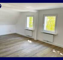 Nur noch einziehen! Helle 2 Zimmer-Wohnung mit Einbauküche + Tageslichtbad mit Dusche - Wedel