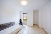 Schlafzimmer - 2 Zimmer Etagenwohnung zum Kaufen in Möglingen