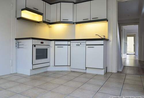 Kueche - Etagenwohnung mit 80,00 m&sup2; in Kiel zur Miete