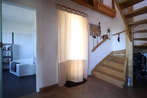 Eingangsbereich - 3 Zimmer Mehrfamilienhaus, Wohnhaus in Rieder