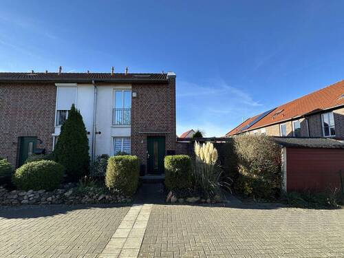 Shopaushang - 4 Zimmer Reihenendhaus zum Kaufen in Buchholz