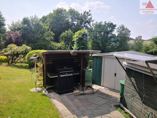 Geräteschuppen mit Grillecke - 
