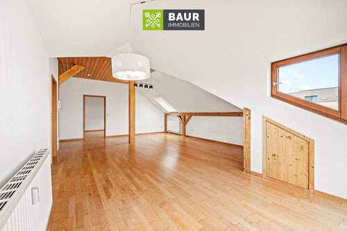 Wohn- und Esszimmer - 