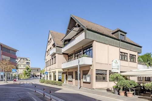 Gepflegtes Mehrfamilienhaus - 