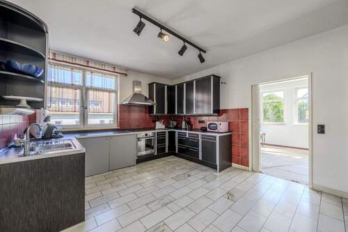 Geräumige Wohnküche - 