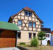 Einziehen und fertig! Einfamilienhaus inkl. tollem Garten - Anwesen in Wiedermuth - Ebeleben