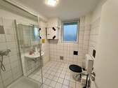 UG Badezimmer - 