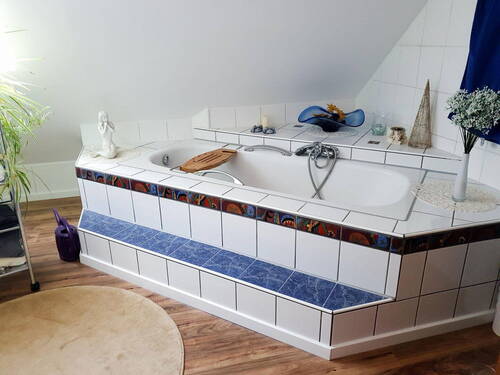 Bad im Dachgeschoß-Bild2 - 