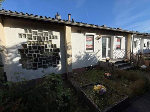 Vorderansicht - Reihenendhaus mit 138,20 m² in Kassel zum Kaufen