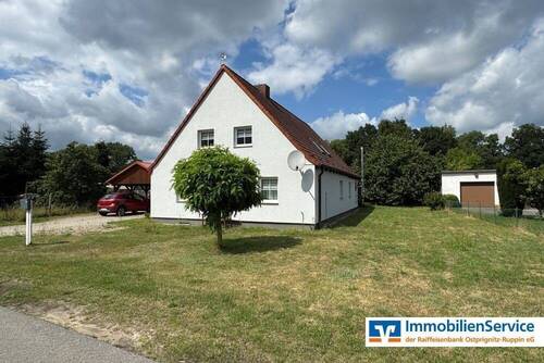 Einfamilienhaus Straßenansicht - Einfamilienhaus mit 179,00 m² in Gumtow Dannenwalde zum Kaufen