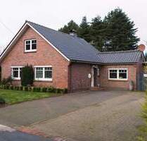 Wunderschönes Familienheim mit riesigem Traumgrundstück und Ausbaureserve im Dachgeschoss! - Varel Altjührden