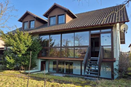 Rückseite Garten - 7 Zimmer Mehrfamilienhaus, Wohnhaus zum Kaufen in Aura a.d.Saale