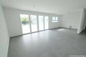 Wohn-Esszimmer mit Küchenbereich - 4 Zimmer Etagenwohnung zum Kaufen in Remseck