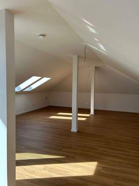 Wohnzimmer - 2 Zimmer Etagenwohnung in Ammersbek