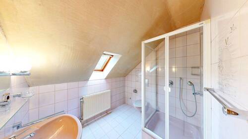 Bad en Suite Schlafzimmer OG - 