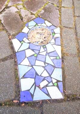 Pflaster Mosaik
- 