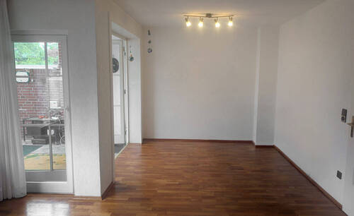 Essbereich und Zugang zum Wintergarten - 