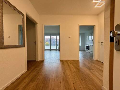 Flur Eingangsbereich mit Garderobe - 