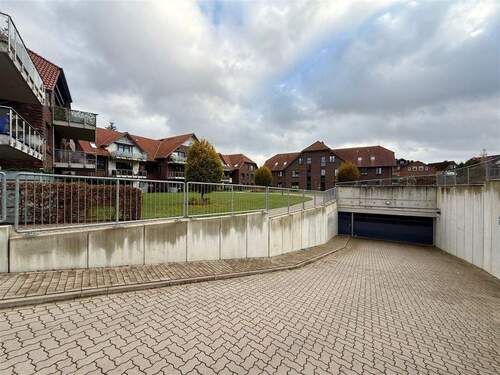 Zufahrt Tiefgarage - Etagenwohnung mit 80,60 m² in Preetz zum Kaufen