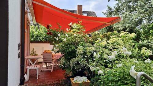 Terrasse mit Markise - 