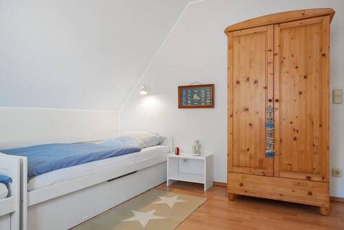 Schlaf-/Kinderzimmer (OG) - 