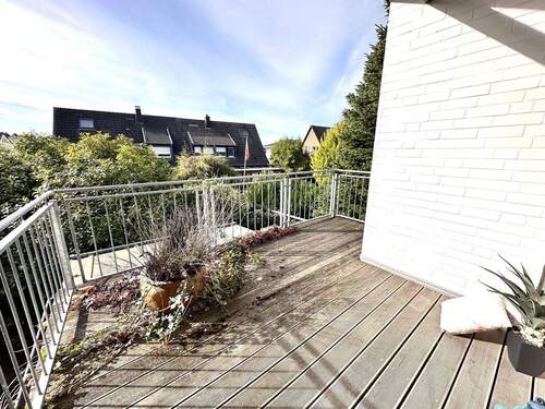 großer Balkon - 