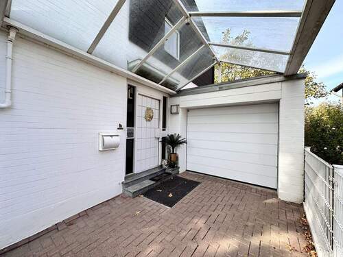 Garage und Carport - Einfamilienhaus mit 122,00 m² in Mönchengladbach zum Kaufen