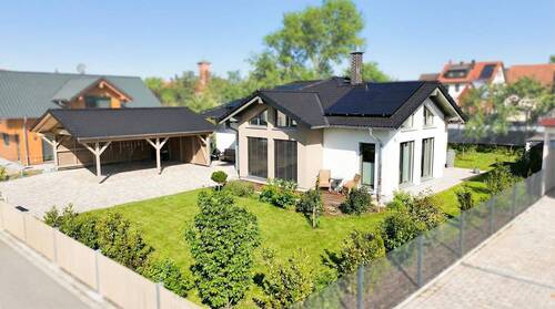 Außenaufnahme Frontansicht - 