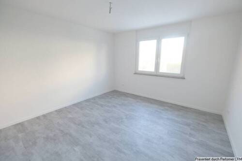 Großzügiges Kinder- oder Arbeitszimmer - 