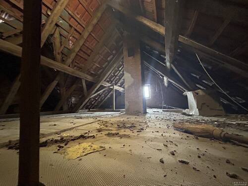 Spitzboden - 