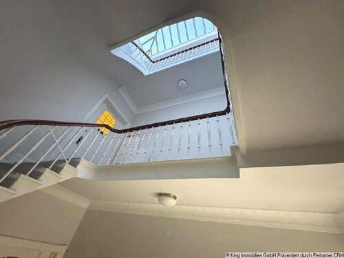 Treppenhaus - Etagenwohnung mit 121,00 m&sup2; in Hamburg zum Kaufen