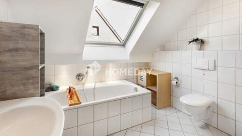 1. OG Badezimmer 1 - 