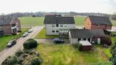 Zweifamilienhaus mit Garten - 