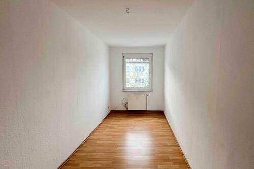 Arbeitszimmer - Etagenwohnung mit 75,30 m&sup2; in Groitzsch zum Kaufen