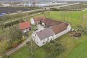 Außenansicht - 8 Zimmer Bauernhaus, Landhaus zum Kaufen in Wang