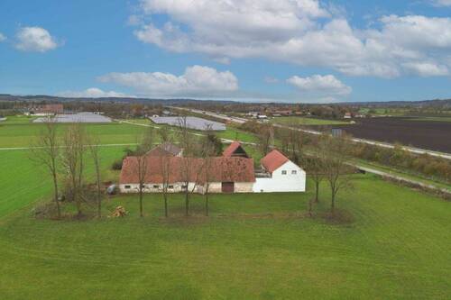 Außenansicht - 8 Zimmer Bauernhaus, Landhaus in Wang