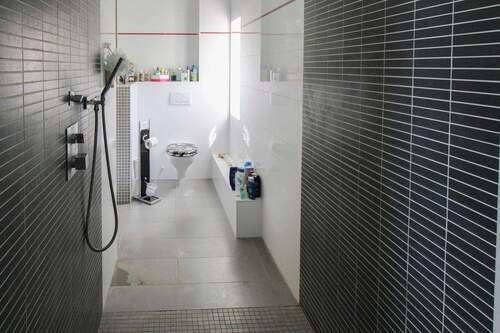 Badezimmer_OG_Sicht 2 - 