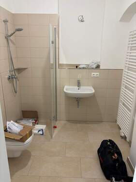 Bad Musterwohnung ohne Fenster - Etagenwohnung mit 50,90 m&sup2; in Dresden zur Miete