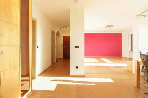 Ansicht Wohnen - 3 Zimmer Einfamilienhaus zum Kaufen in Würzburg