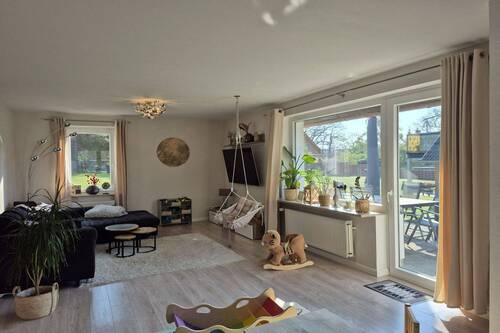 Wohn/- und Esszimmer - 