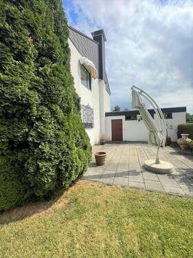 Grillfläche hinter der Garage (2) - Mehrfamilienhaus, Wohnhaus mit 315,20 m² in Lauingen zum Kaufen