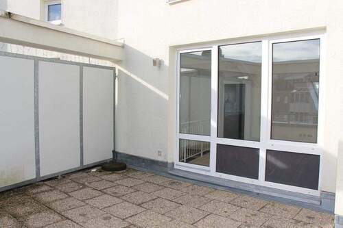 Dachterrasse - 3 Zimmer Terrassenwohnung zur Miete in Taufkirchen