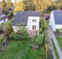 Großes Einfamilienhaus mit Traumgarten. - Provisionsfrei - Bremen / Oberneuland