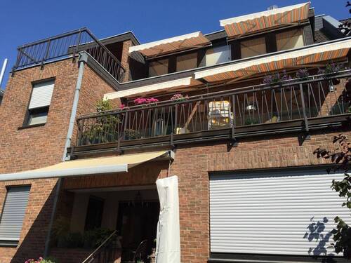 Hausansicht Gartenseite - Mehrfamilienhaus, Wohnhaus in Köln zum Kaufen