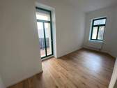 Zimmer 4 mit hofseitigem Balkon - 