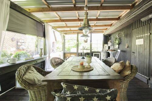 Überdachte Außenterrasse - 